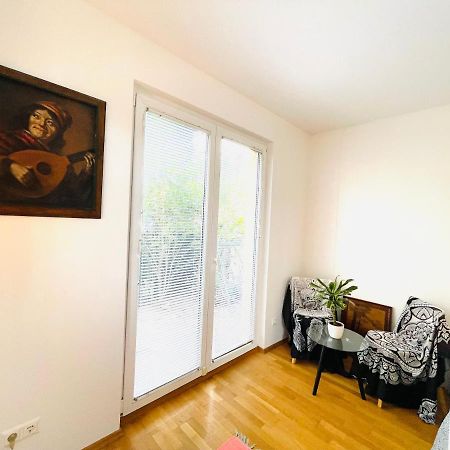 Das Zimmer Im Wiener Haus Exterior foto
