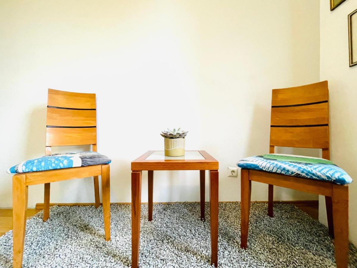 Das Zimmer Im Wiener Haus Exterior foto