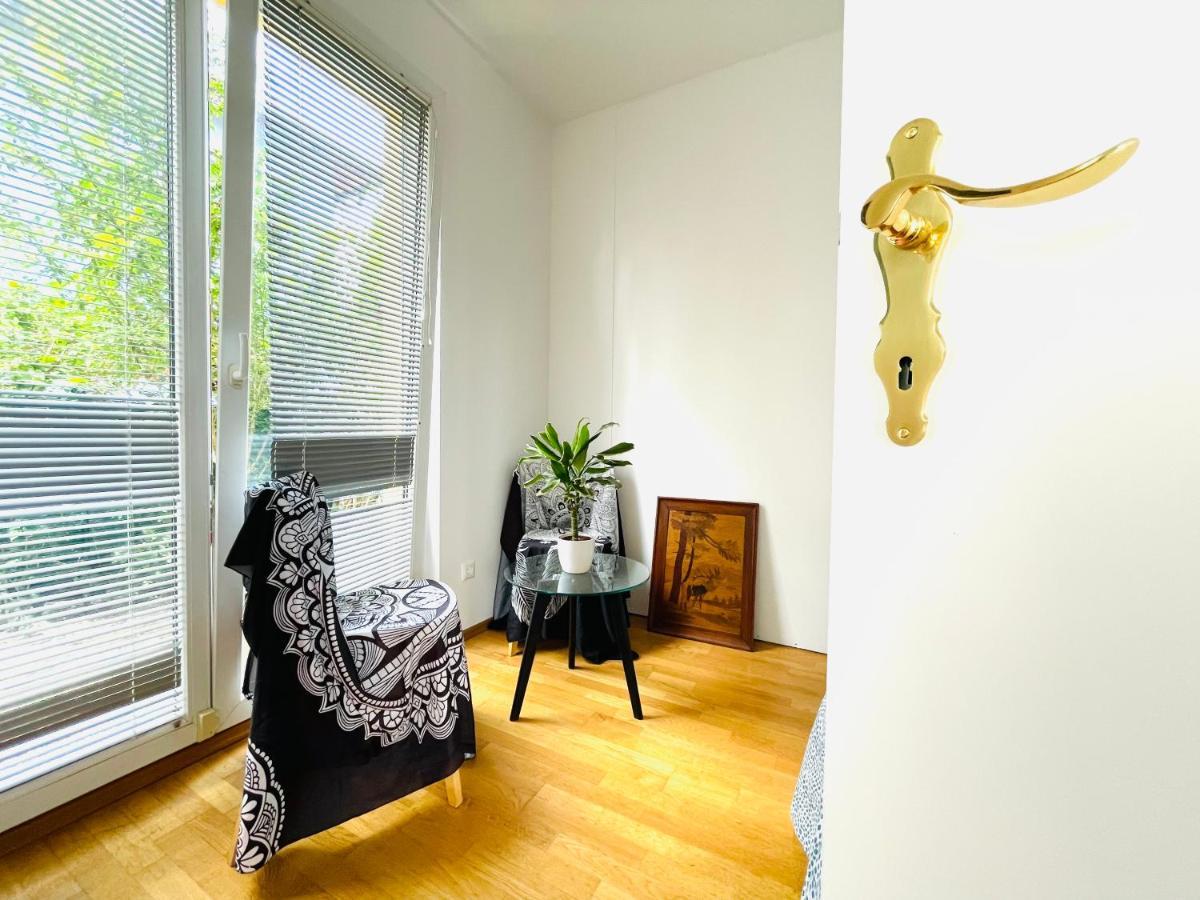 Das Zimmer Im Wiener Haus Exterior foto