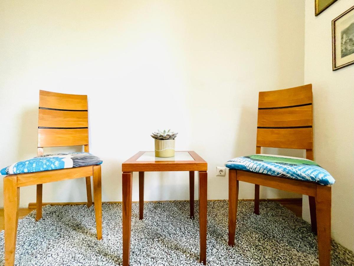 Das Zimmer Im Wiener Haus Exterior foto