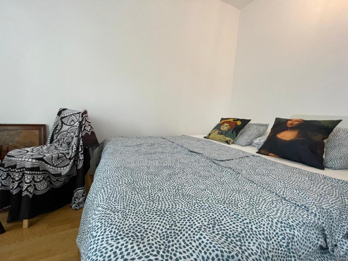 Das Zimmer Im Wiener Haus Exterior foto